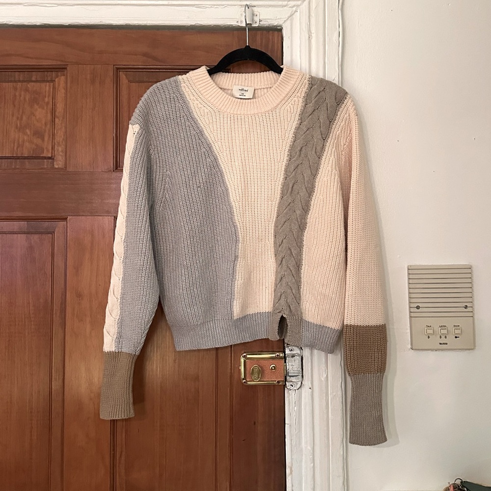 Aritzia knit sweater